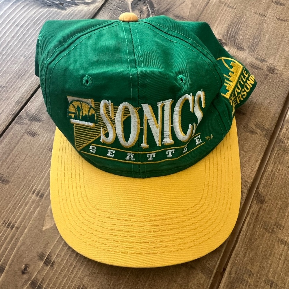 LOGO 7 Green and Yellow Sonics Hat